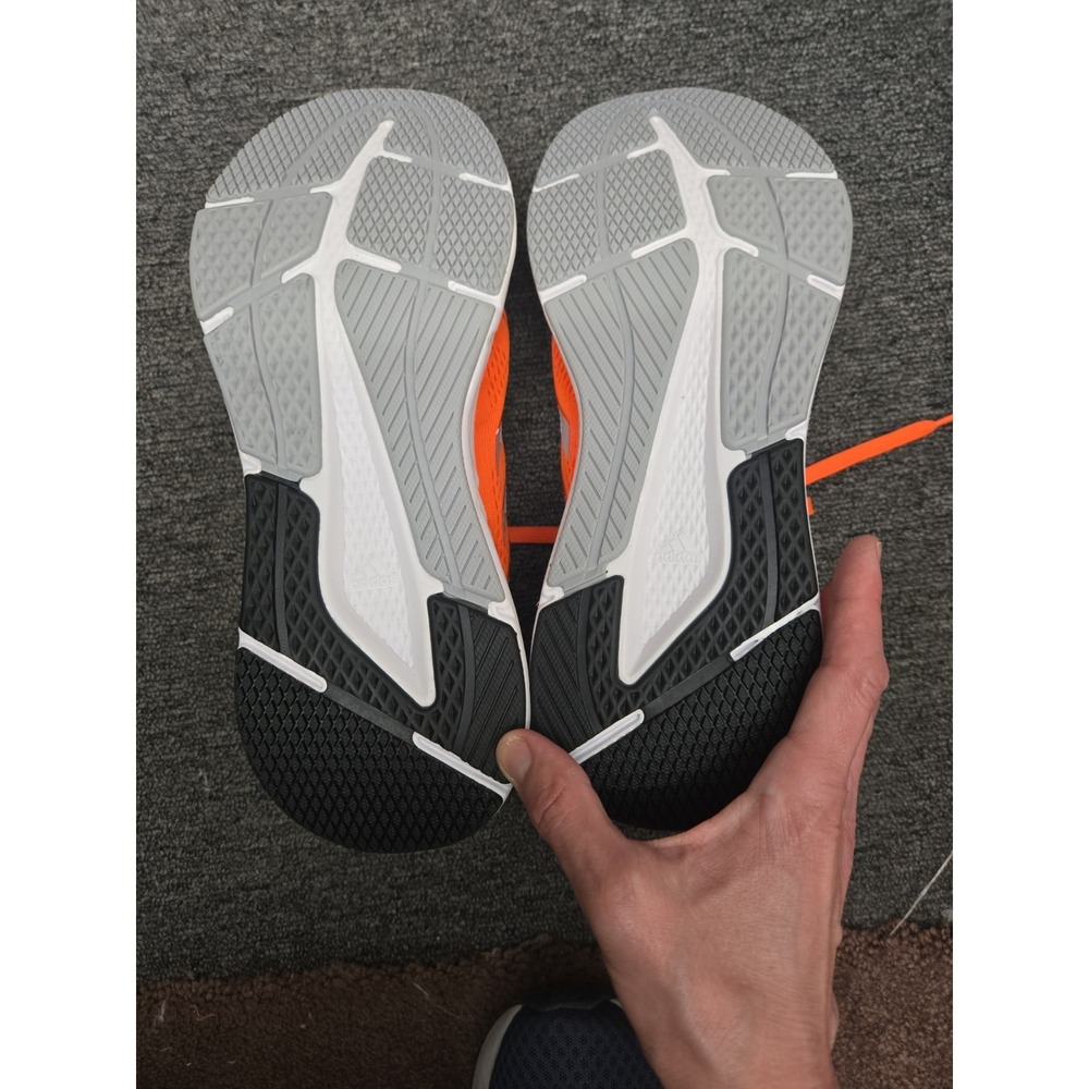 Mismates Size 8.5 With A 9 adidas Questar Orange - Picture 6 of 8